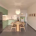 2Br Little Plan - Quiet Apartment In Hcm Downtown